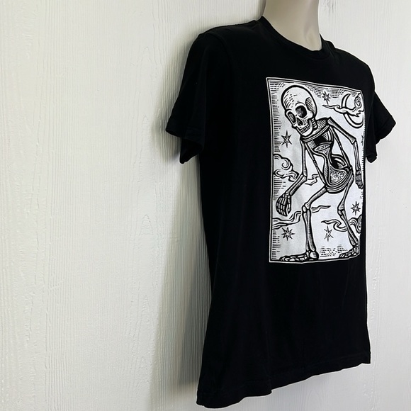 Black Matter - Skeleton With Hourglass Stomach Graphic Black And White T Shirt M - Picture 4 of 8